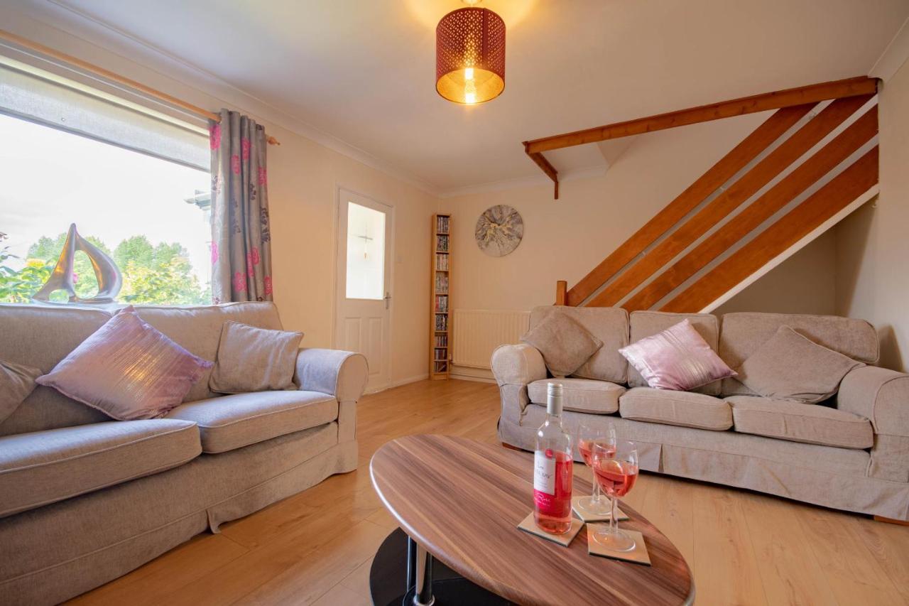 3-Bedroom House With Garden, Conservatory, In Centre Of Worcester Eksteriør billede